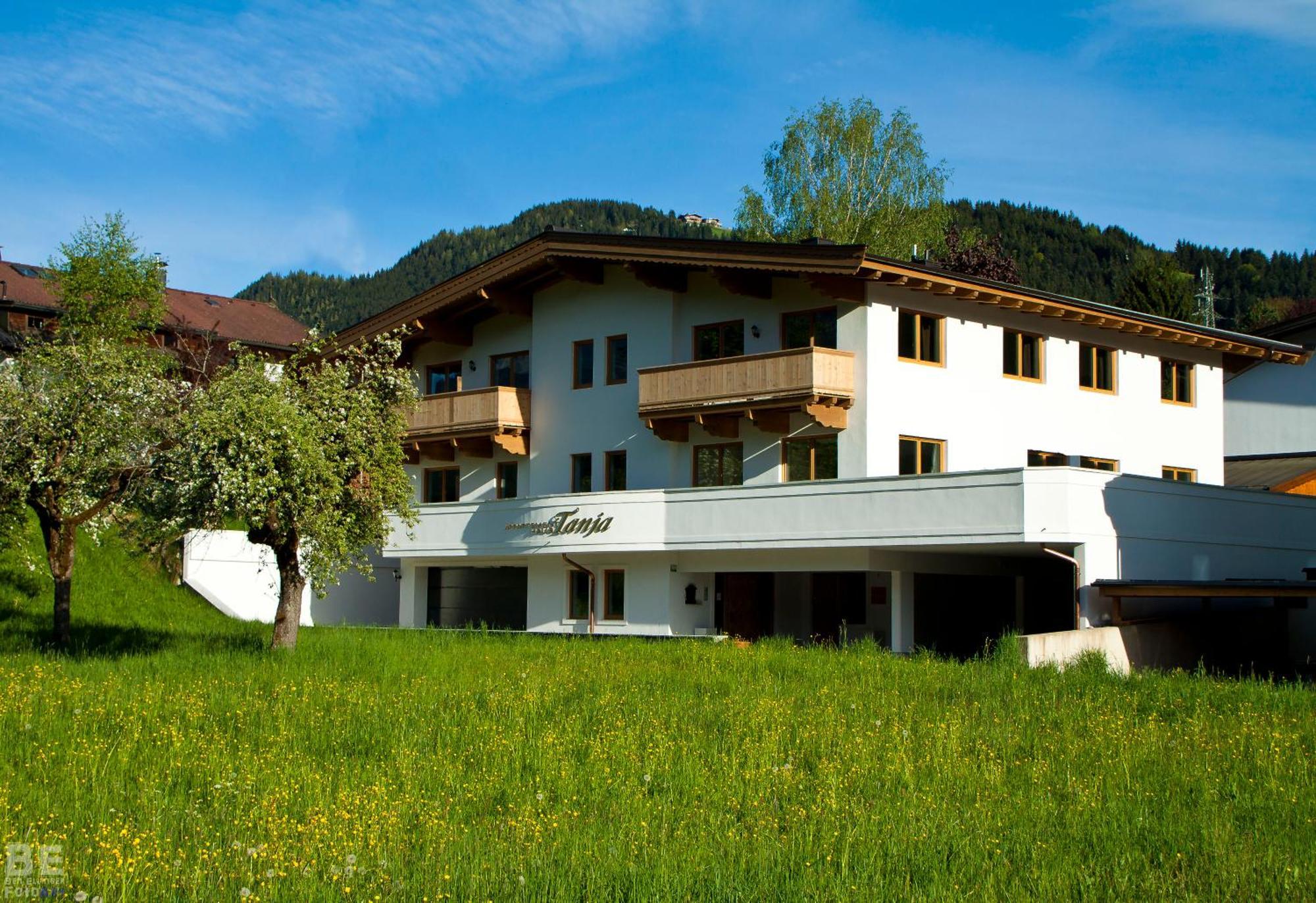 אלמאו Appartementhaus Tanja מראה חיצוני תמונה